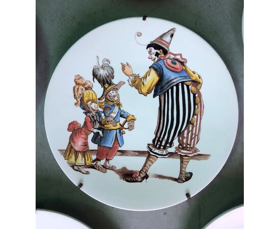 Series of six earthenware dishes with decal decal decoration. Clown sets. Richard, Milan.     