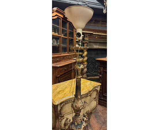 LAMP252 - Carved candlestick with lampshade, 19th century, maximum dimensions cm L 50 x H 195