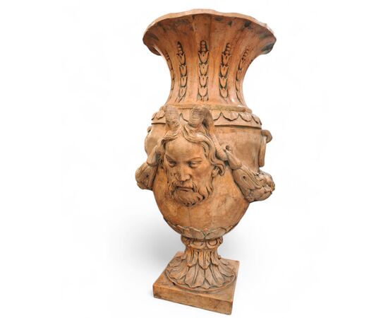 Coppia di vasi in terracotta