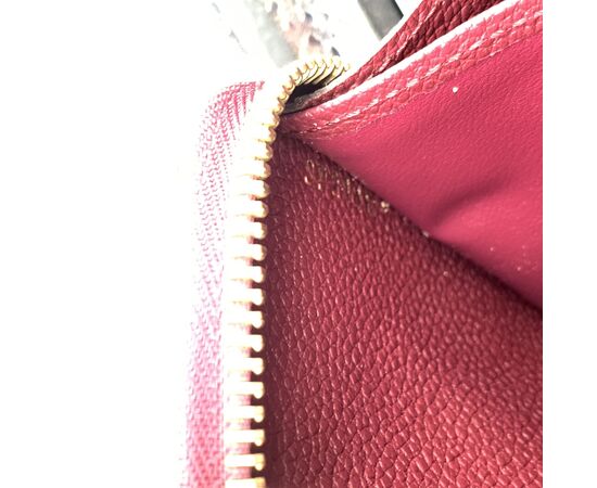 LOUIS VUITTON Portafoglio in Pelle Col. Viola Zippy M