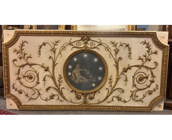 PAN433 - Lacquered, carved and gilded altar frontal, 18th century, dimensions cm L 210 x H 104 x D 7