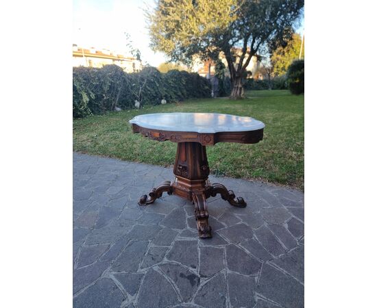 19th-century walnut biscuit table with Carrara marble top