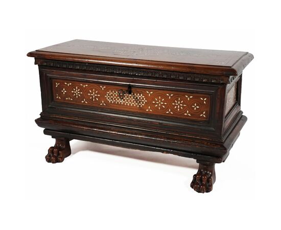 Carved walnut wood chest, bone inlays, Italy, 17th century