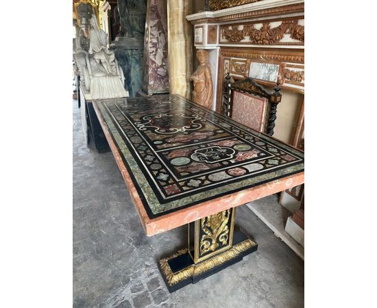 
Magnifico Tavolo in Scagliola Policroma su Marmo, Italia - XVIII Secolo