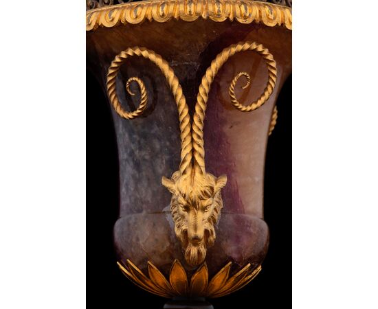 Collezione di quattro vasi in Blue John, inizio del XIX secolo