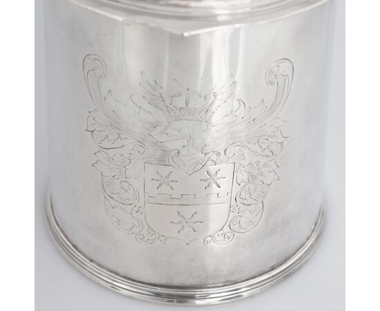 Charles II sterling silver tankard, silversmith TL, London, 1674