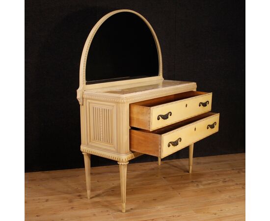Italian dresser with mirror in lacquered wood