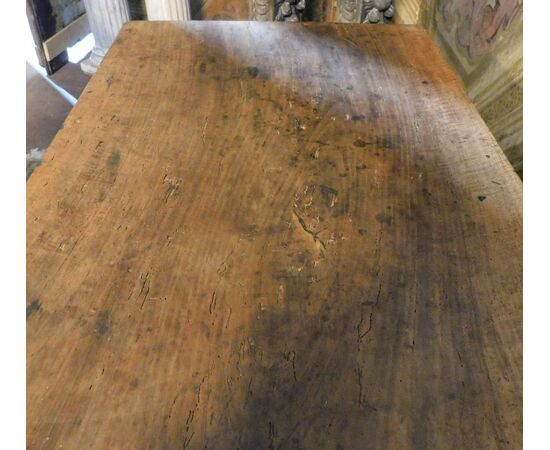 tav176 - walnut table, cm l 137 x prof. 83.5 cm xh 93     