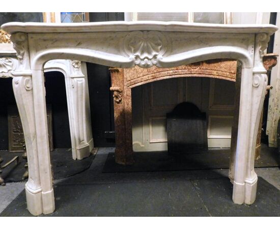 chm644 - fireplace in white Carrara marble, cm l 154 xh 108     