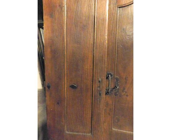 ptci167 antique door in walnut, &#39;600, larg. 170 xh 230     