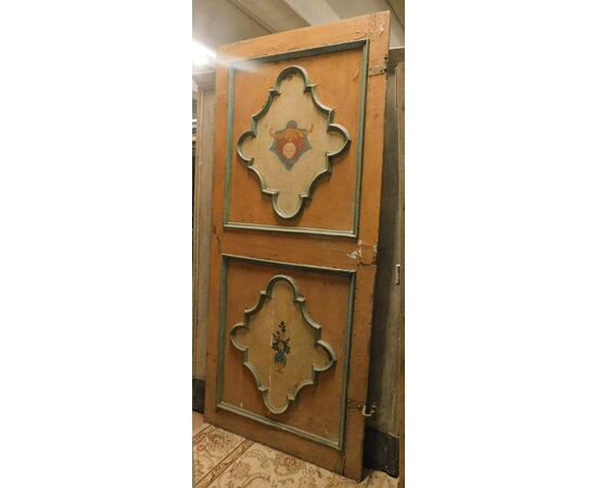 ptl502 - Neapolitan lacquered door, cm l 110 xh 238     