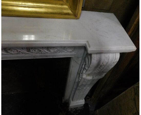 chm614 - white marble fireplace, L cm 145 x 28 px 111 h     