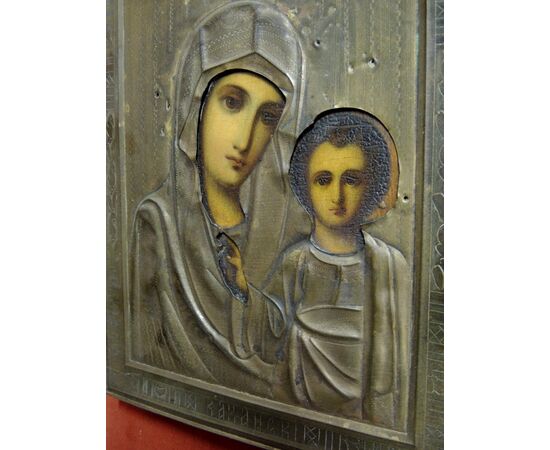 icon with Madonna 18 x 22.5 cm     