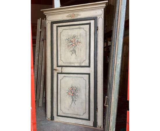 pts691 - n. 2 lacquered doors with frame, cm l 122 xh 230-235     