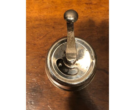 Silver pepper mill with Sterling.USA stamp.     