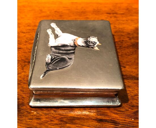 Silver and enamel cigarette case with dog figure.Italy.     