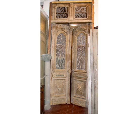 ptci341 door of the Turkish embassy mis. 130 x 335 h thickness cm 7     