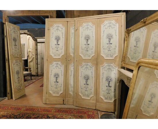 pts707 - n. 7 painted doors, XVIII century, measures cm l 130 xh 240/245     