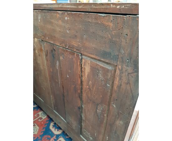 Lombard sideboard in walnut from the 17th century     