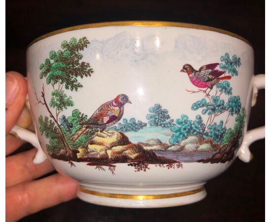 Porter&#39;s mug in &#39;bastard boulder&#39; porcelain, with decoration of birds in a rural setting.Doccia, Ginori.     