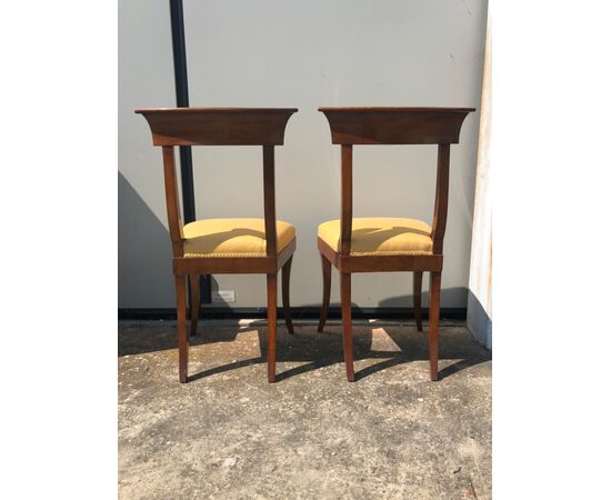 Pair of blond walnut chairs, Directory period.     