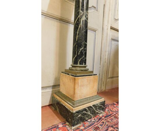 dars398 - colonna in marmo verde alpi e ottone, cm l 30 x h 111