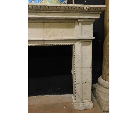 chm655 - fireplace in white Carrara marble, 19th century, size cm 136 xh 98     