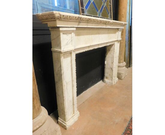 chm655 - fireplace in white Carrara marble, 19th century, size cm 136 xh 98     