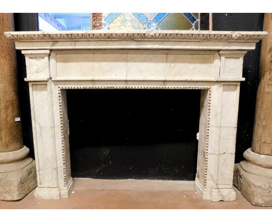 chm655 - fireplace in white Carrara marble, 19th century, size cm 136 xh 98     