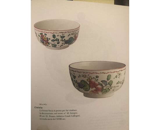 Third fire majolica milk cup with floral decoration. Casali and Callegari manufacture. Pesaro.     