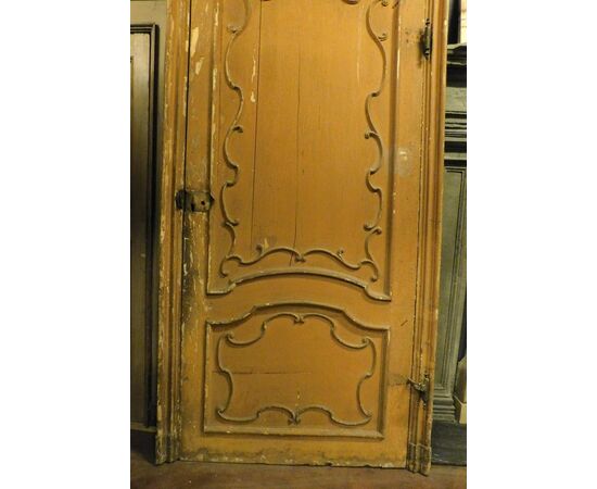 ptl519 - large lacquered door with frame, 18th century, mis. cm l 130 xh 360     