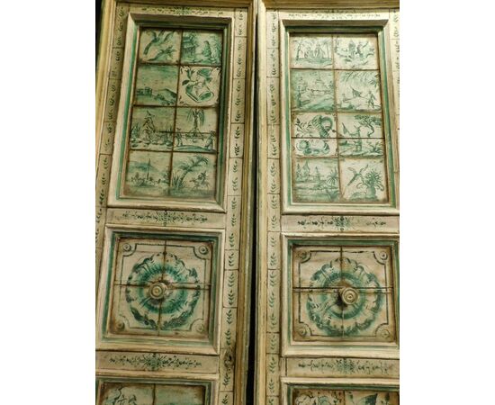 pts718 - n. 4 pairs of doors with oriental paintings, cm l 148 xh 274     