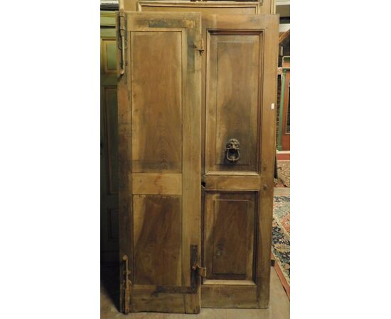 pti653 - interior door in walnut, 19th century, size cm l 112 xh 204     