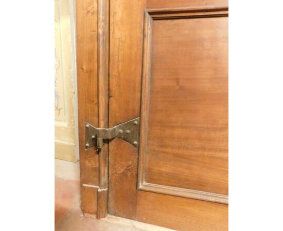 pts724 - n. 2 doors with walnut frame, cm l 90 xh 222 / cm l 115 xh 228     