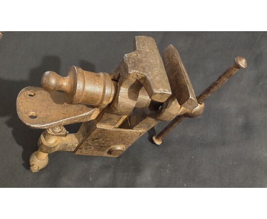 Beautiful 19th century forged iron bench vice     