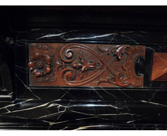 chm219 fireplace in inlaid marble, width. max l 190 xh tot. 156 x d. 45 cm     