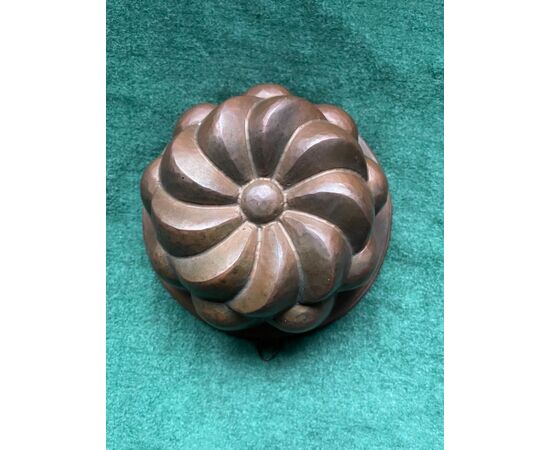 Copper mold for pudding Italy     