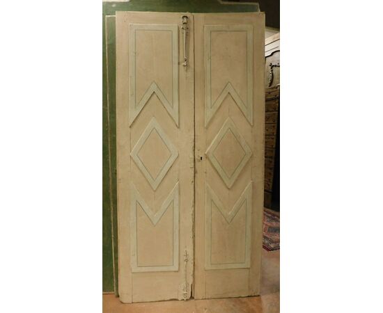 ptl531 - lacquered door with painted panels with angels, cm l 112 xh 220 x d. 3     