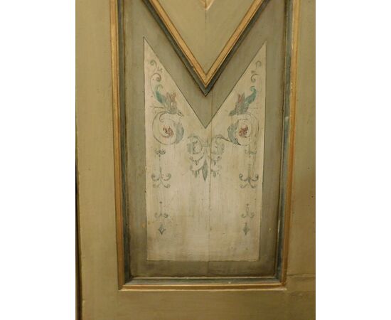 ptl531 - porta laccata a pannelli dipinti con angeli, cm l 112 x h 220 x p. 3  