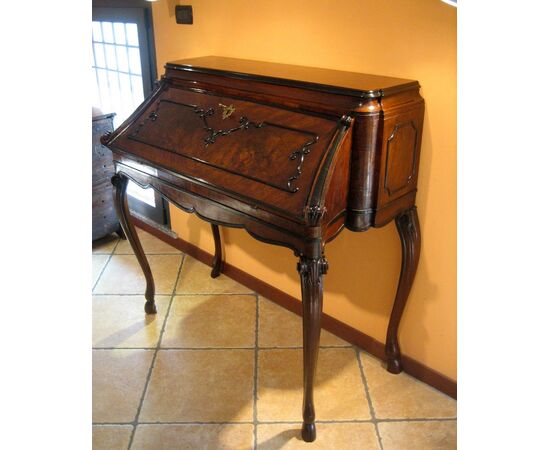 Writing desk with baroque flap     