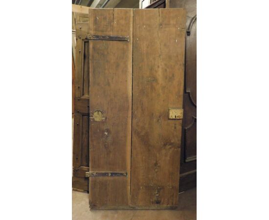 ptir424 - rustic door in walnut, 19th century, size cm 83 xh 193     