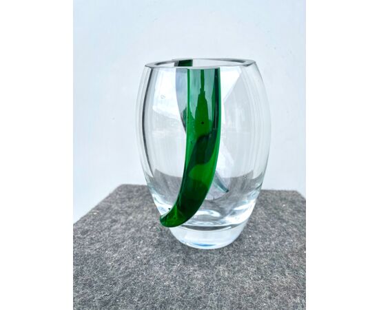 Vaso in vetro pesante con applicazioni Verdi in rilievo.Murano.