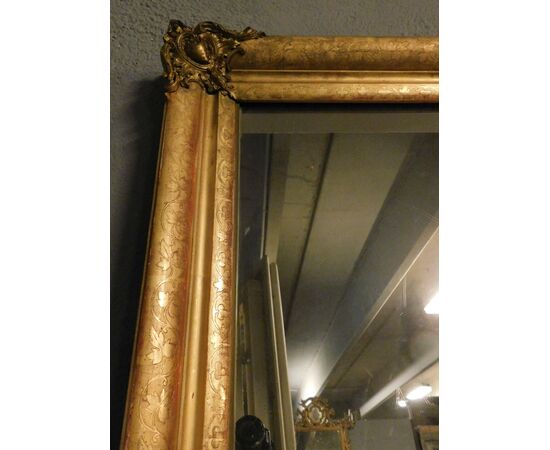 specc292 - gilded and carved mirror, 19th century, measuring cm l 65 xh 110     