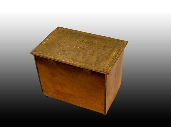Wood box     