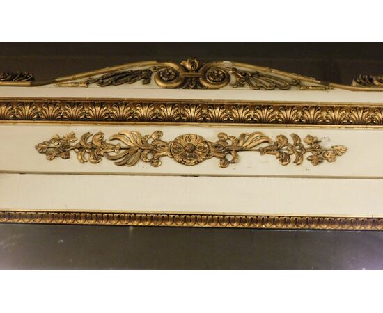 specc295 - lacquered mirror with golden decorations, first half of the 19th century, size cm l 160 xh 157     