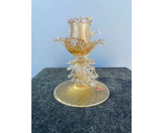 Candeliere a due fuochi in vetro a spirale con inclusioni foglia oro.Manifattura Zecchin-Martinuzzi.Murano