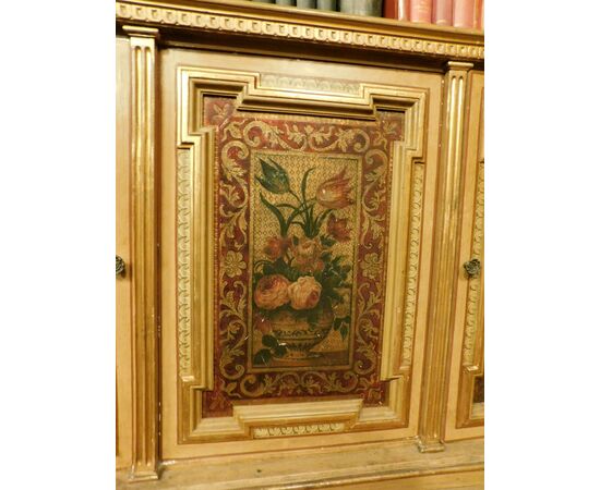 lib108 - lacquered and painted corner bookcase, period &#39;900, cm l 274 xh 288     