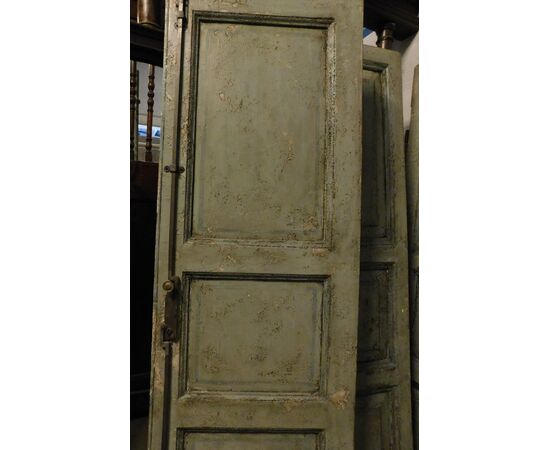 pts741 - two double-leaf lacquered doors, first half of the 19th century, cm l 114 xh 204     
