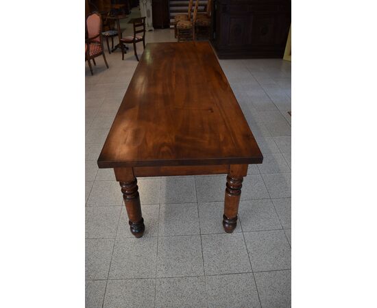 Piedmontese rectangular table     