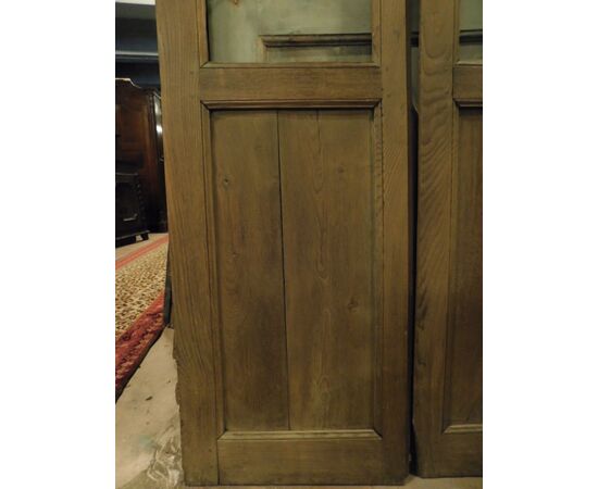 pti693 - glass door in chestnut, 19th century, measuring cm l 100 xh 191     